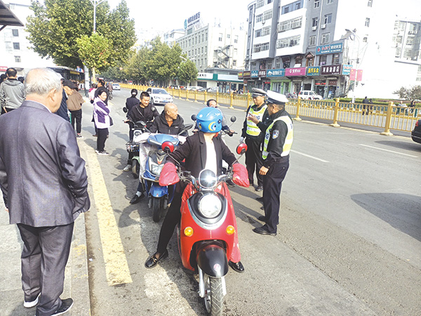 齐抓共管保障安全出行平定县公安局交警大队开展电动自行车百日行动