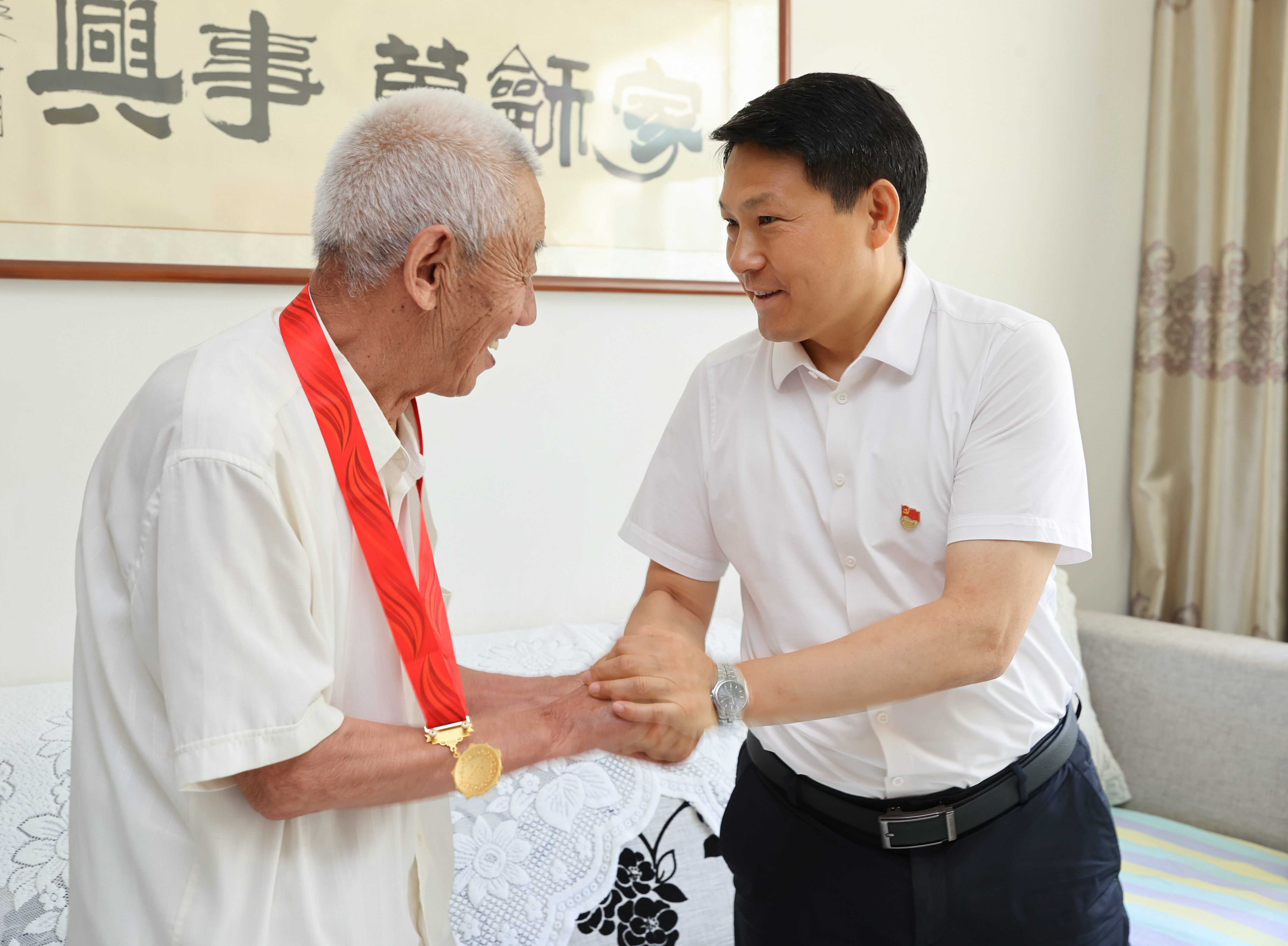 重发书记慰问原图(1505356)-20260701054102.jpg ""